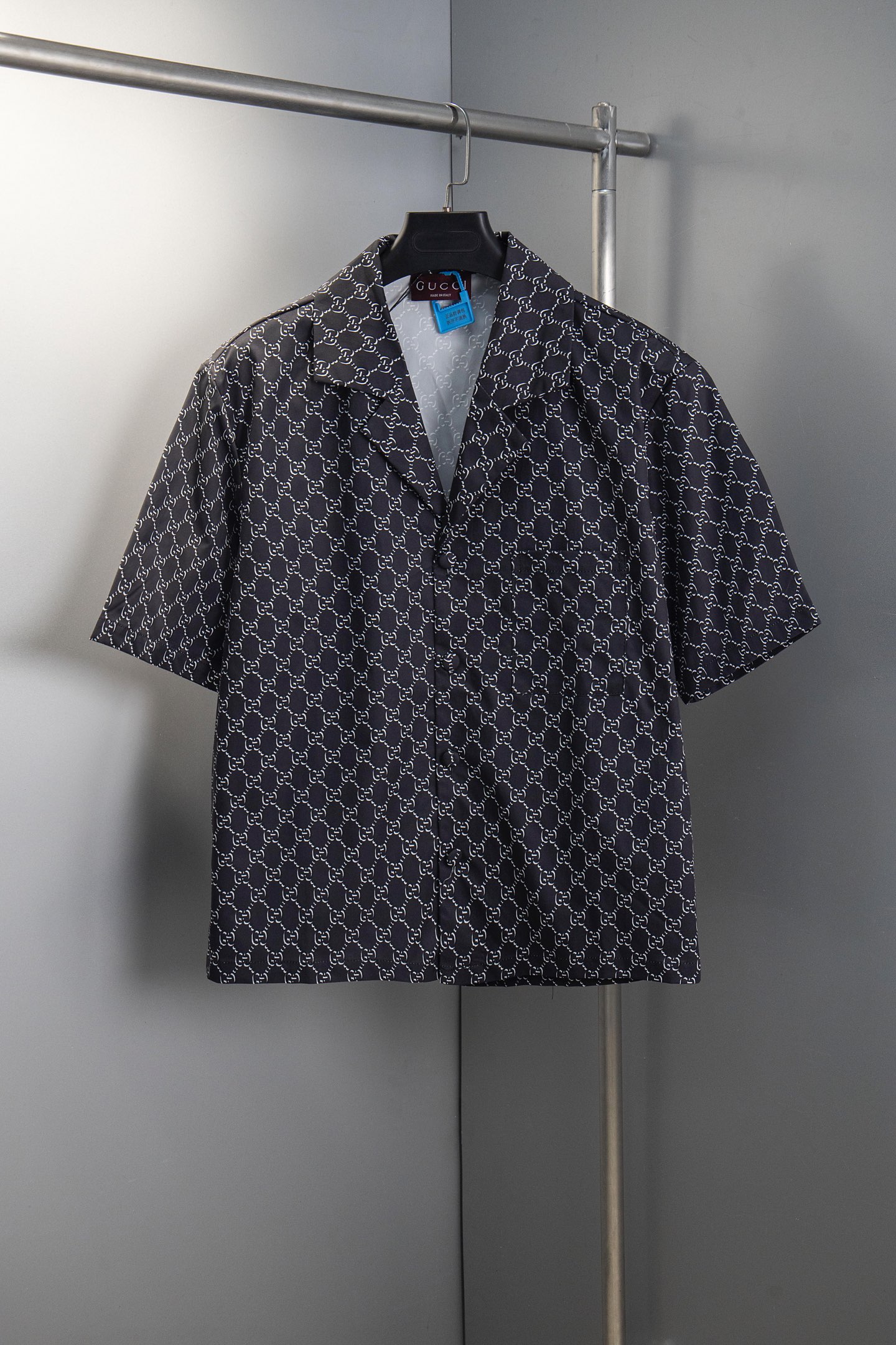 Full print casual short-sleeved shirt Full print casual short-sleeved shirt